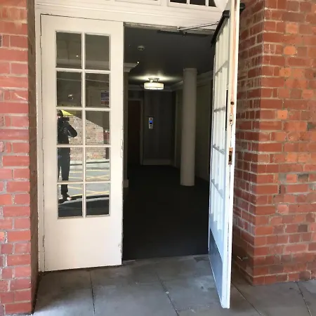 1 Cocoa Suites *