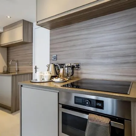 1 Cocoa Suites York